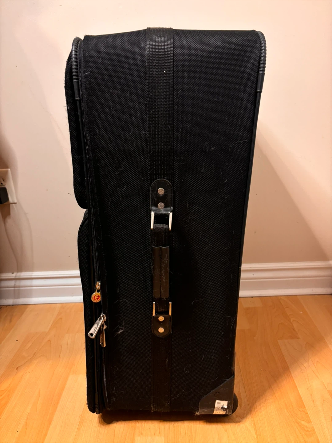 Samsonite Rolling Suitcase – Soft-Shell, Expandable 🧡 - photo 2