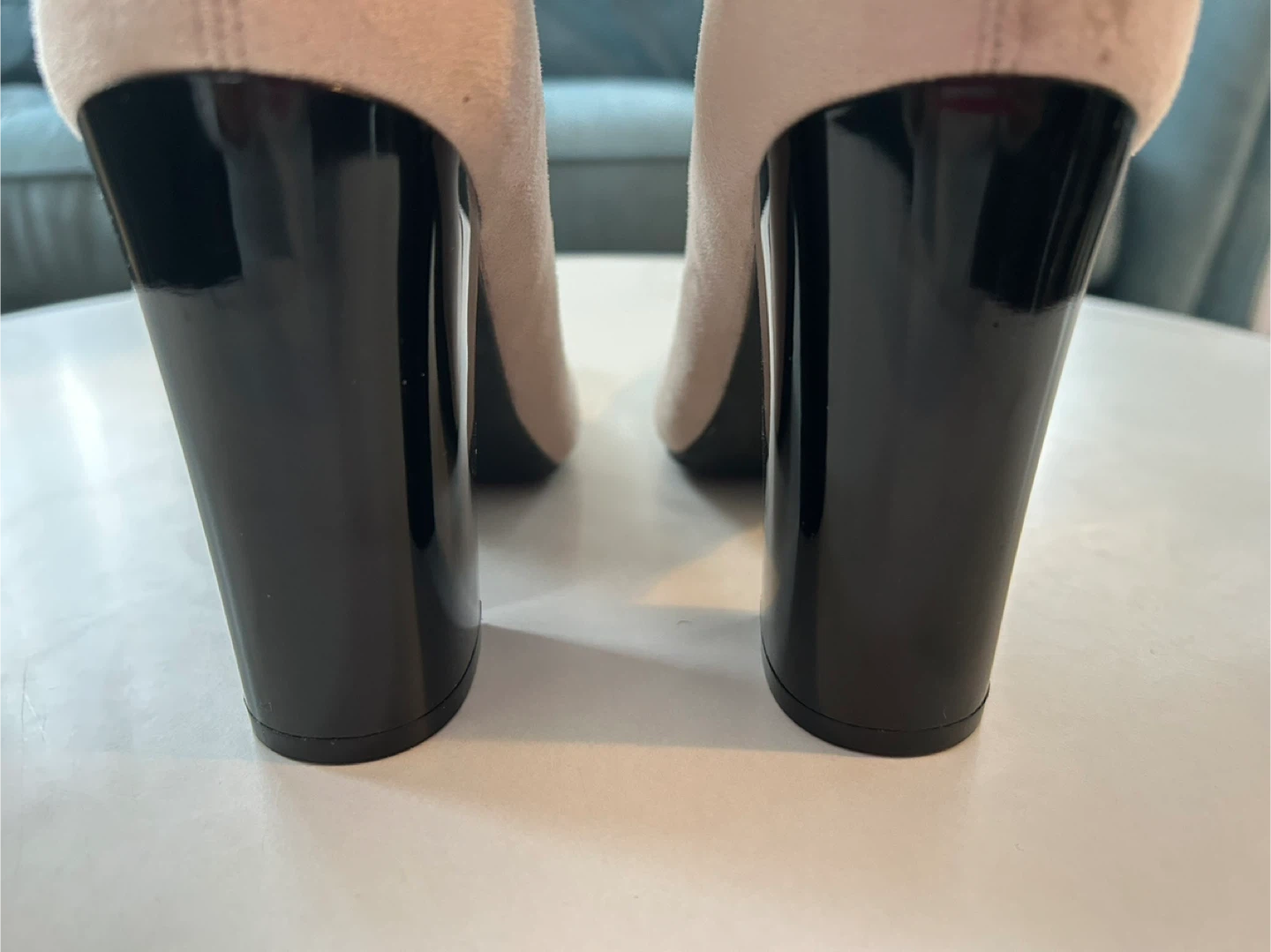 NEW! Guess Beige & Black Heel Boots - Size 7.5 - photo 4