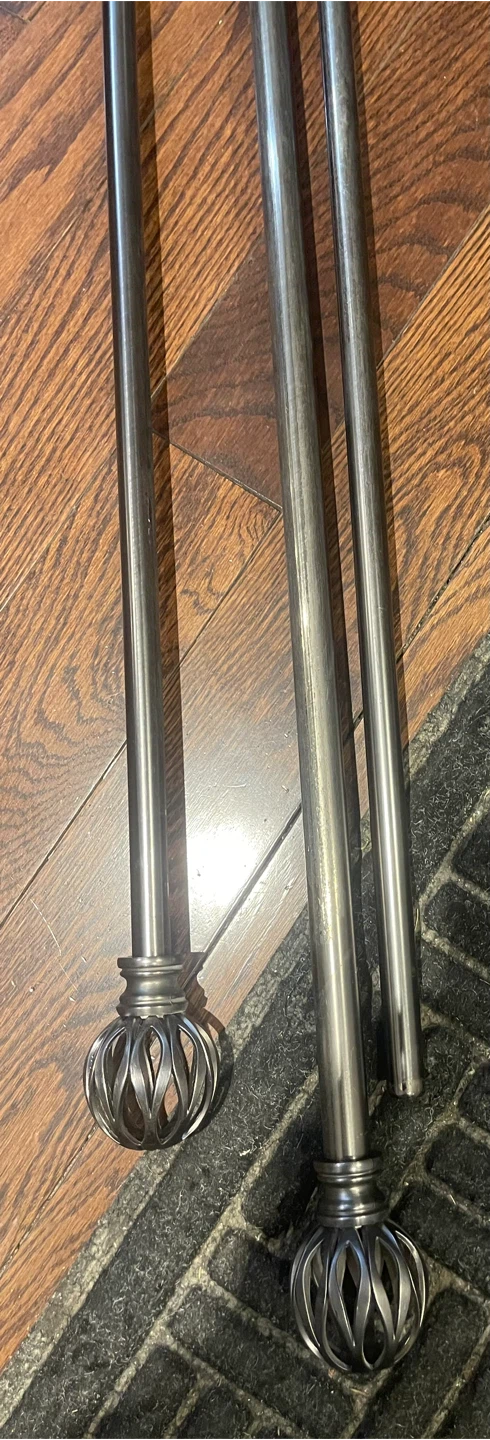 Curtain Rod Set - Silver Finish