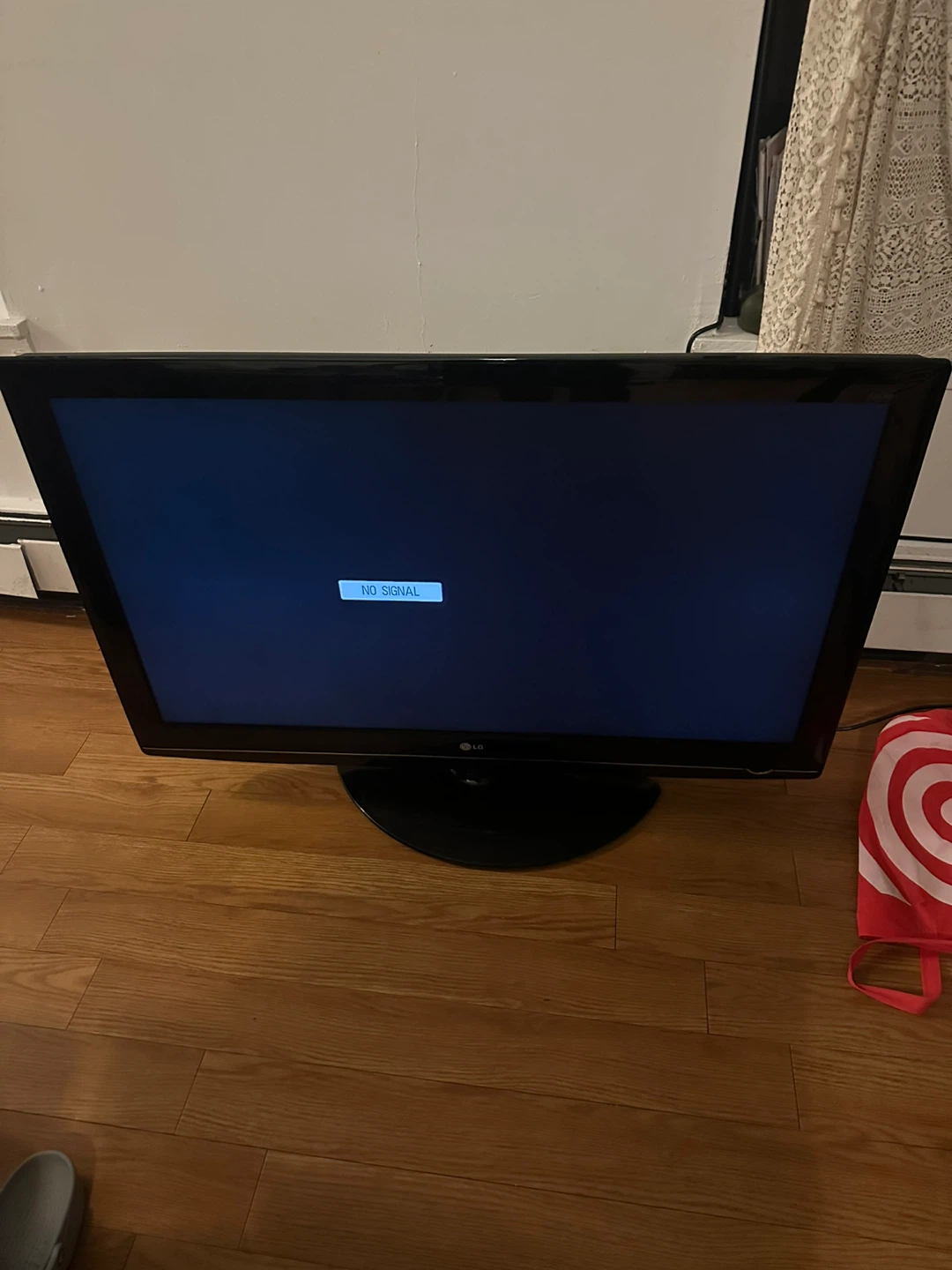 LG TV - photo 2