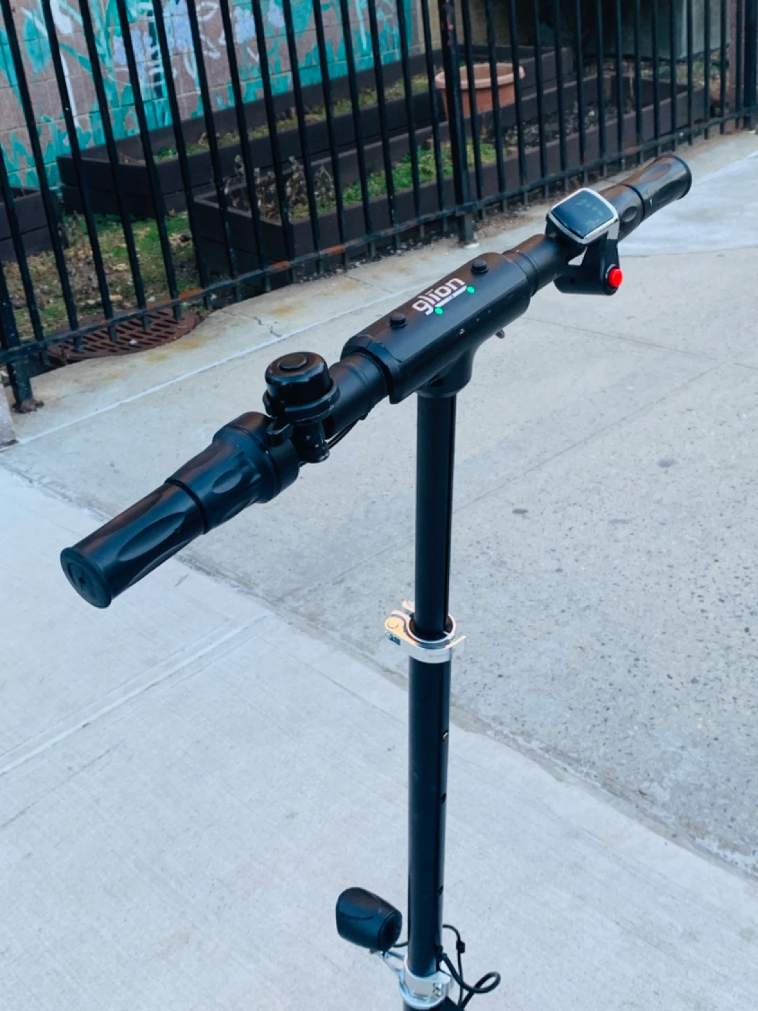 Glion Electric Scooter run fast strong 25MPH - photo 4