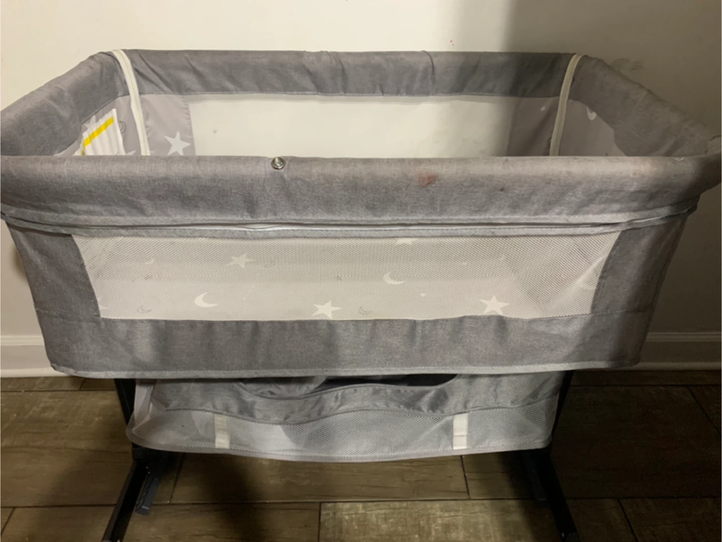 Grey Baby Bassinet - Used - photo 4