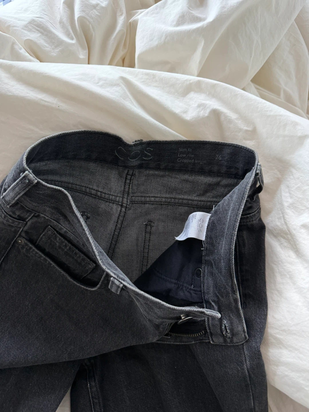 COS Slim Fit Low Rise Cropped Jeans - Size 26 - photo 3