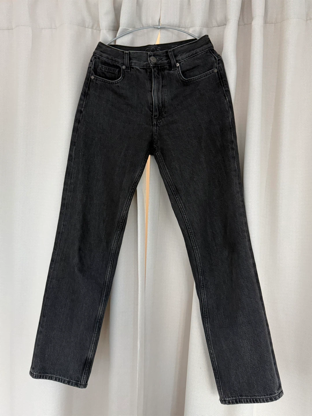COS Slim Fit Low Rise Cropped Jeans - Size 26