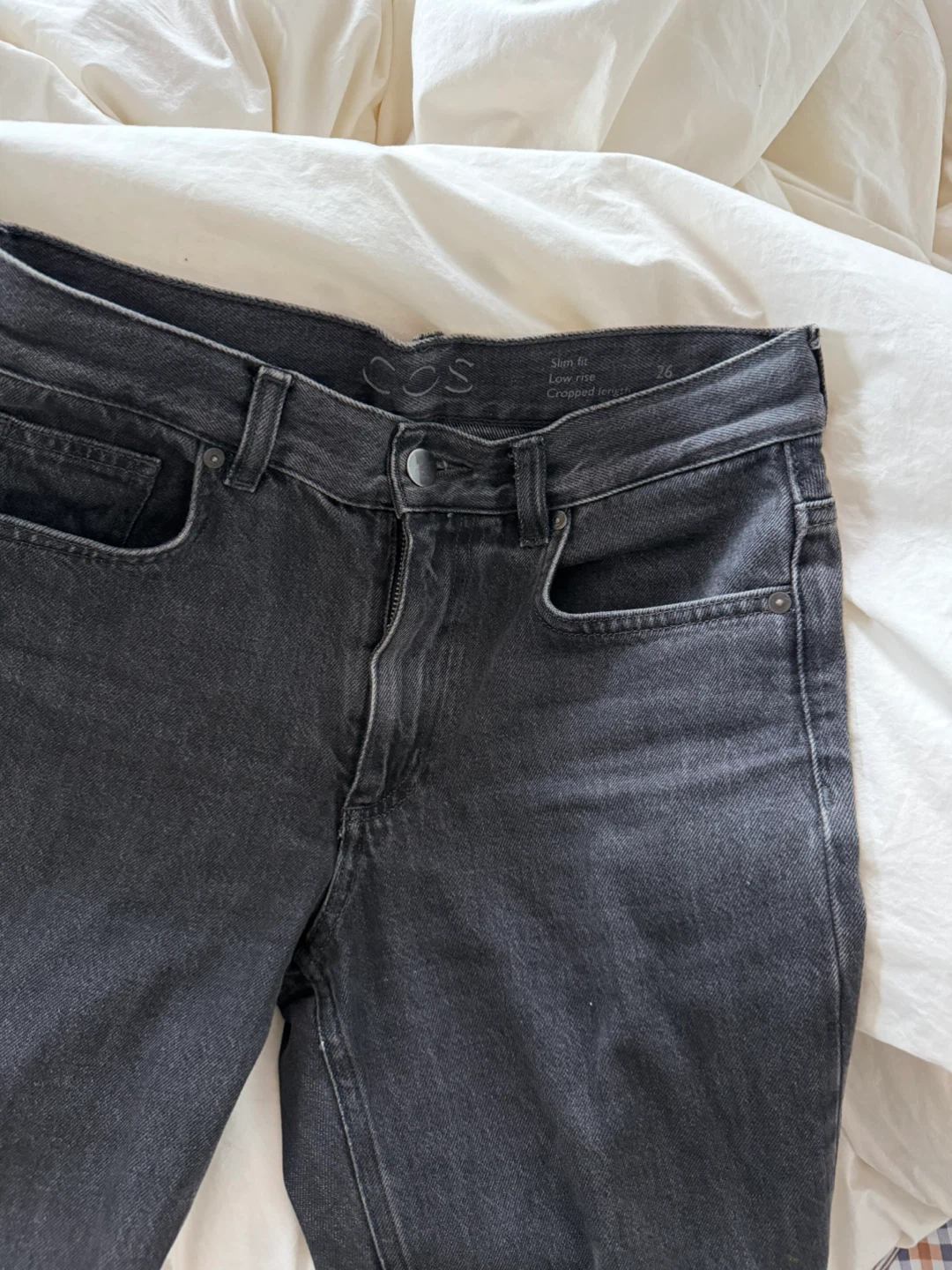COS Slim Fit Low Rise Cropped Jeans - Size 26 - photo 2