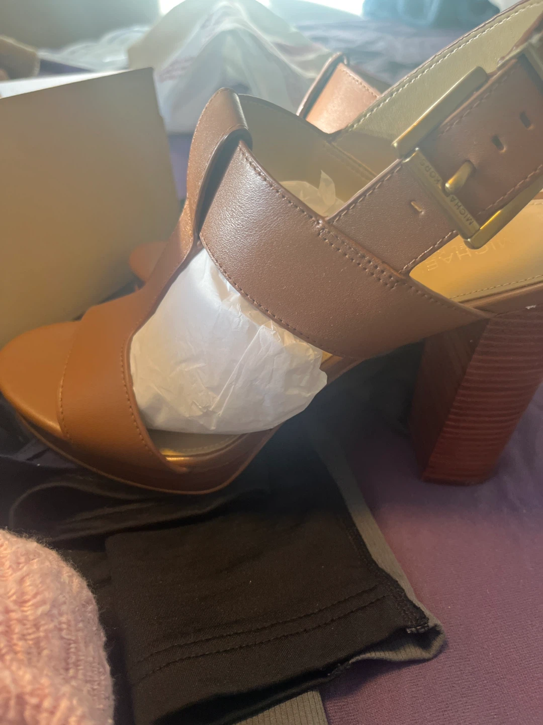 Michael Michael Kors Becker T Strap Leather Heels US 9M - photo 5