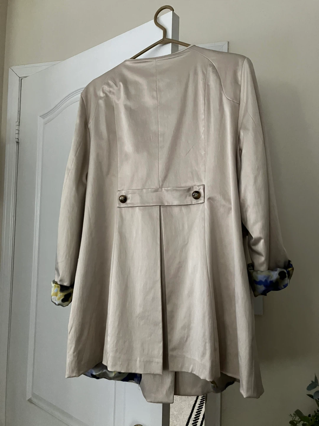 Joan RIvers Beige Trench Coat - photo 2