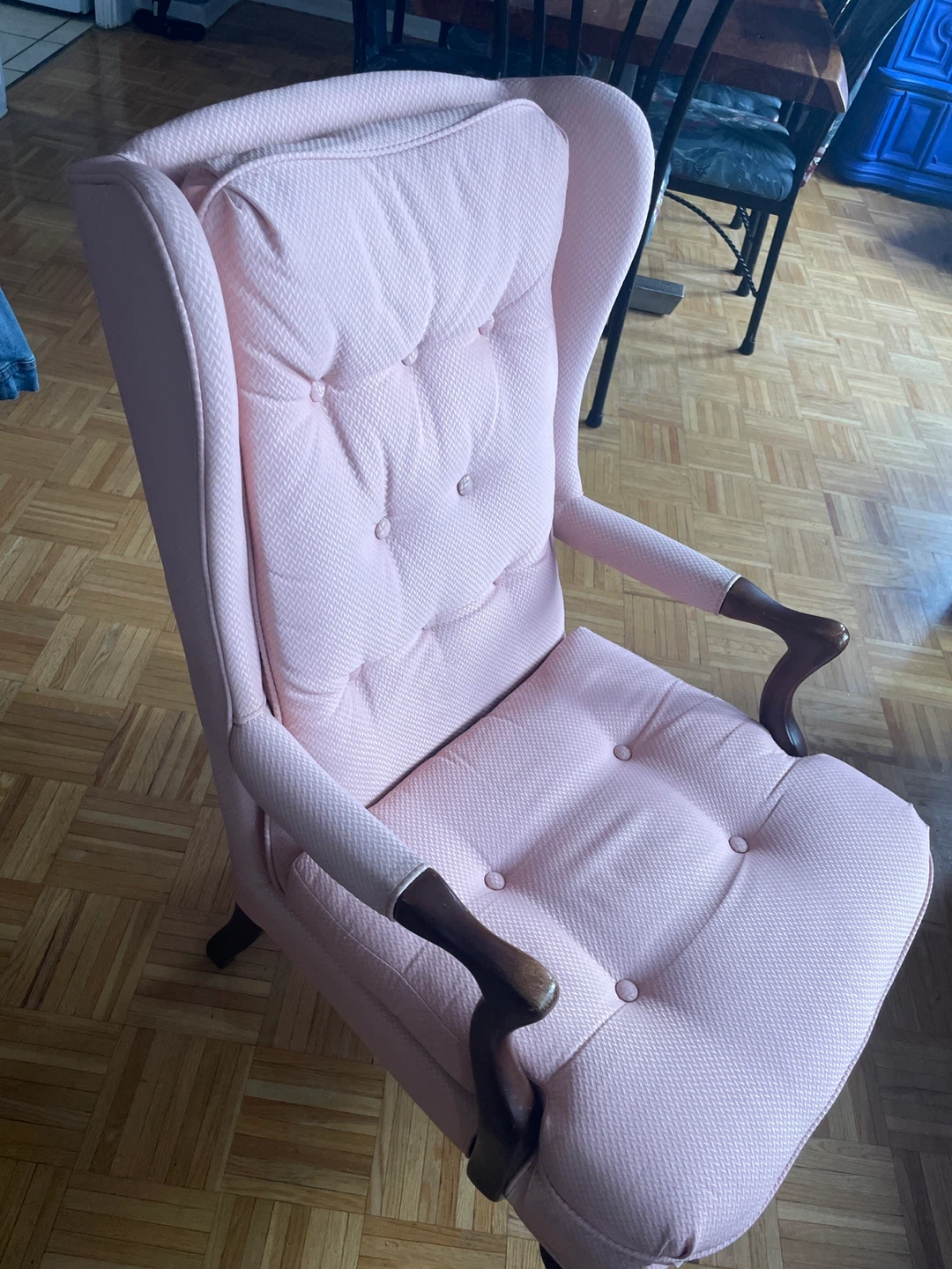 Pink Wingback Armchair - photo 2