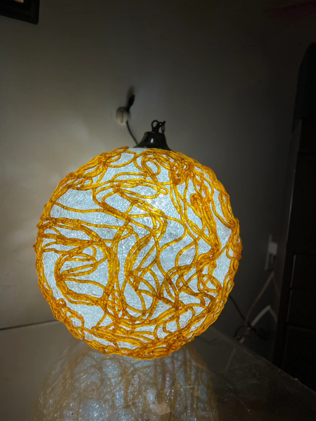 1960’s Spaghetti Resin MCM Lucite Hanging Swag Lamp - photo 4