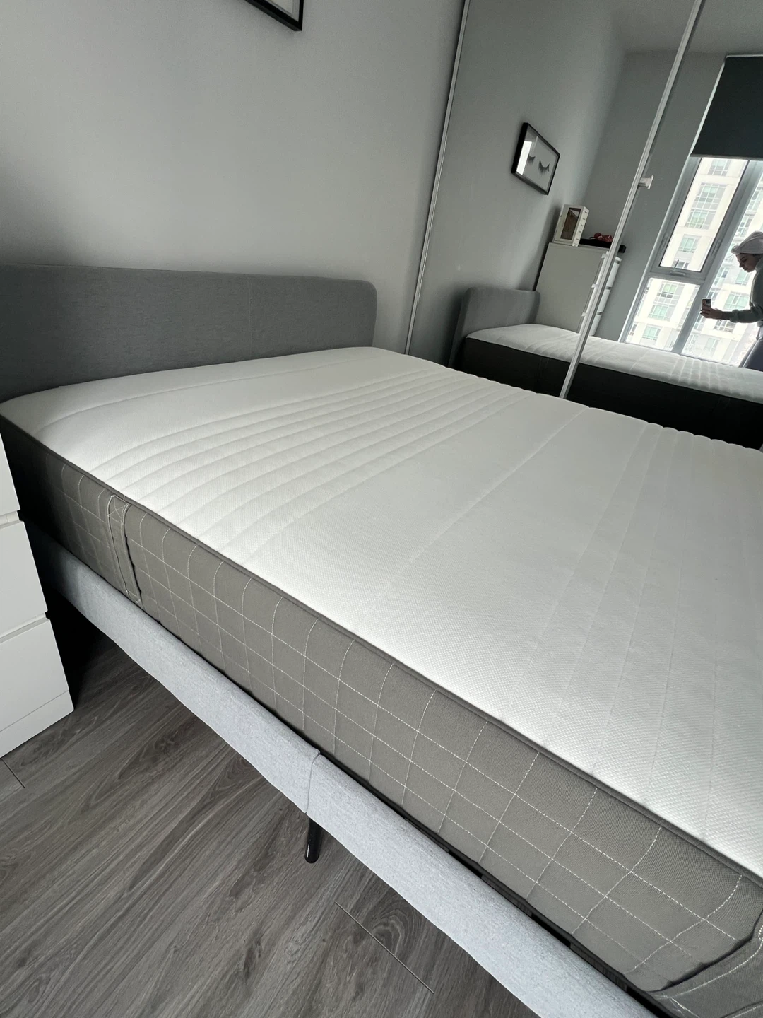 Ikea Haugsvar Mattress - Queen - photo 2