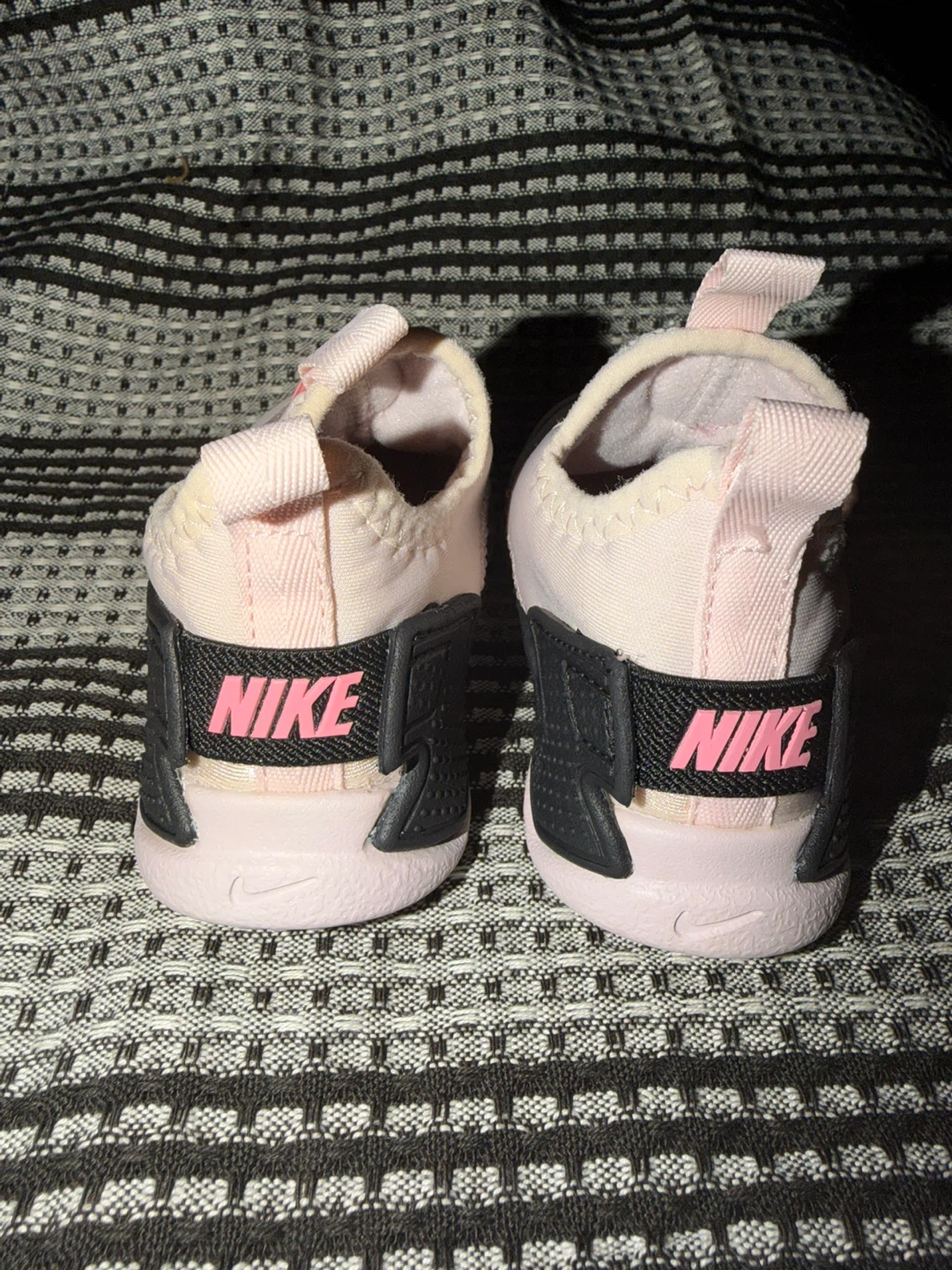 Nike Huarache Baby Shoes - Pink 5C - photo 2