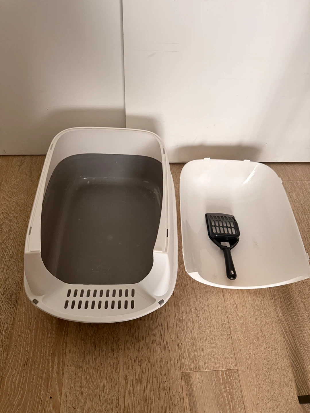 Catit Cat Litter Box with Scoop - photo 2