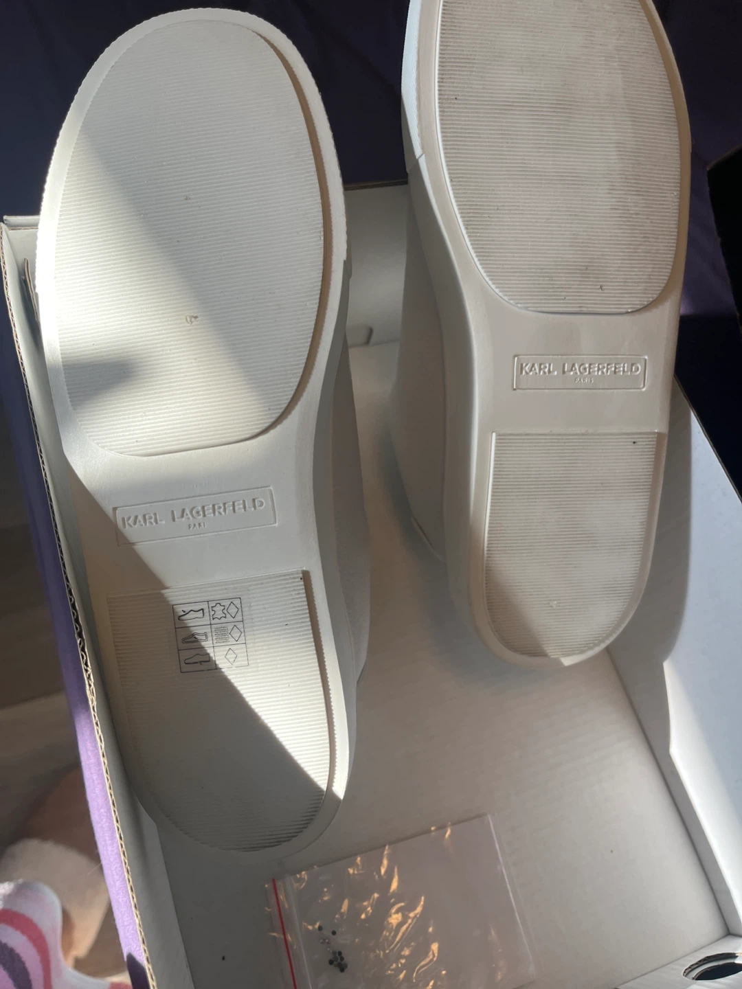 Karl Lagerfeld Paris White Leather Sneakers Size 6 - photo 4