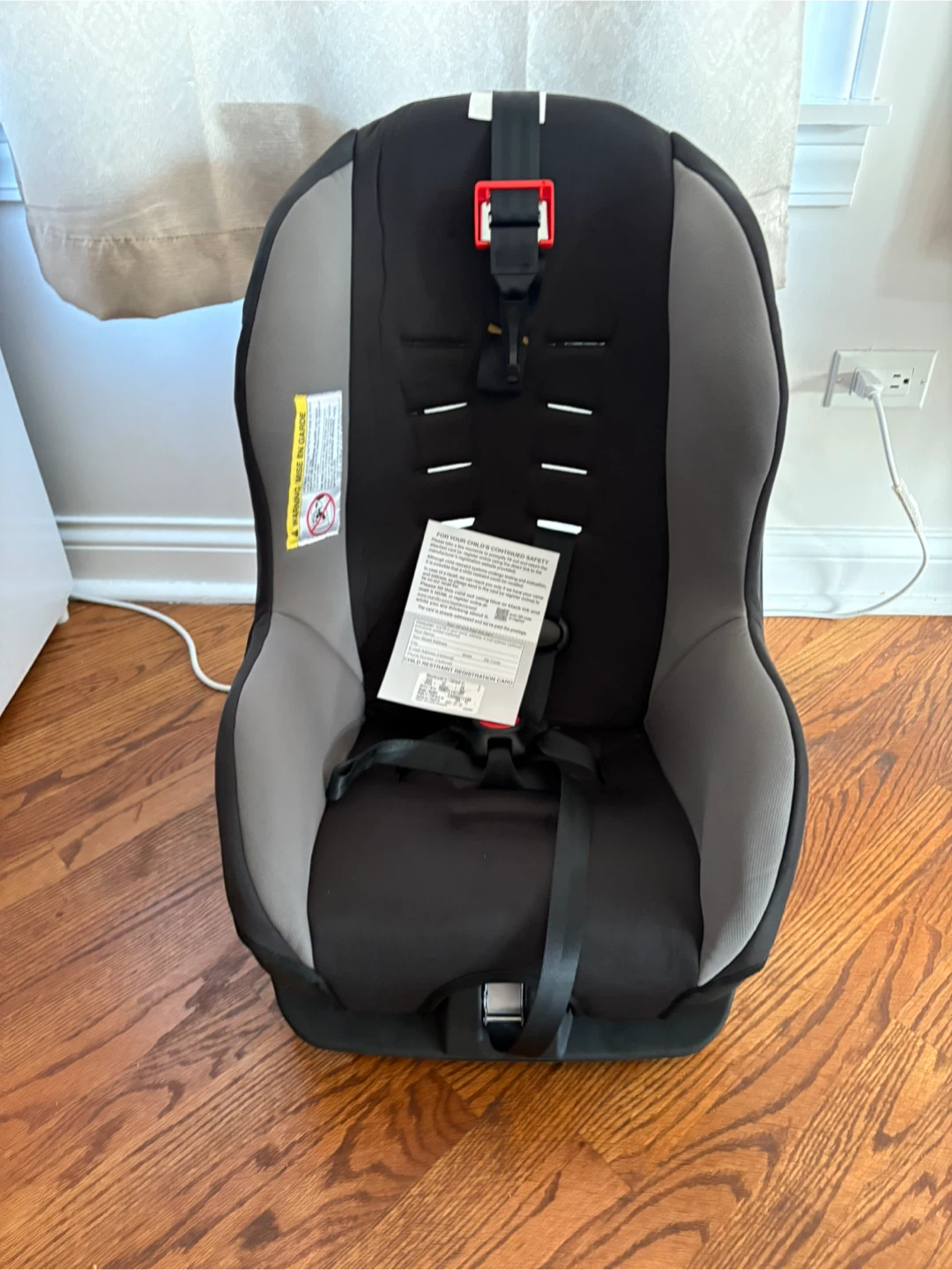 Convertible Car Seat - Black & Gray