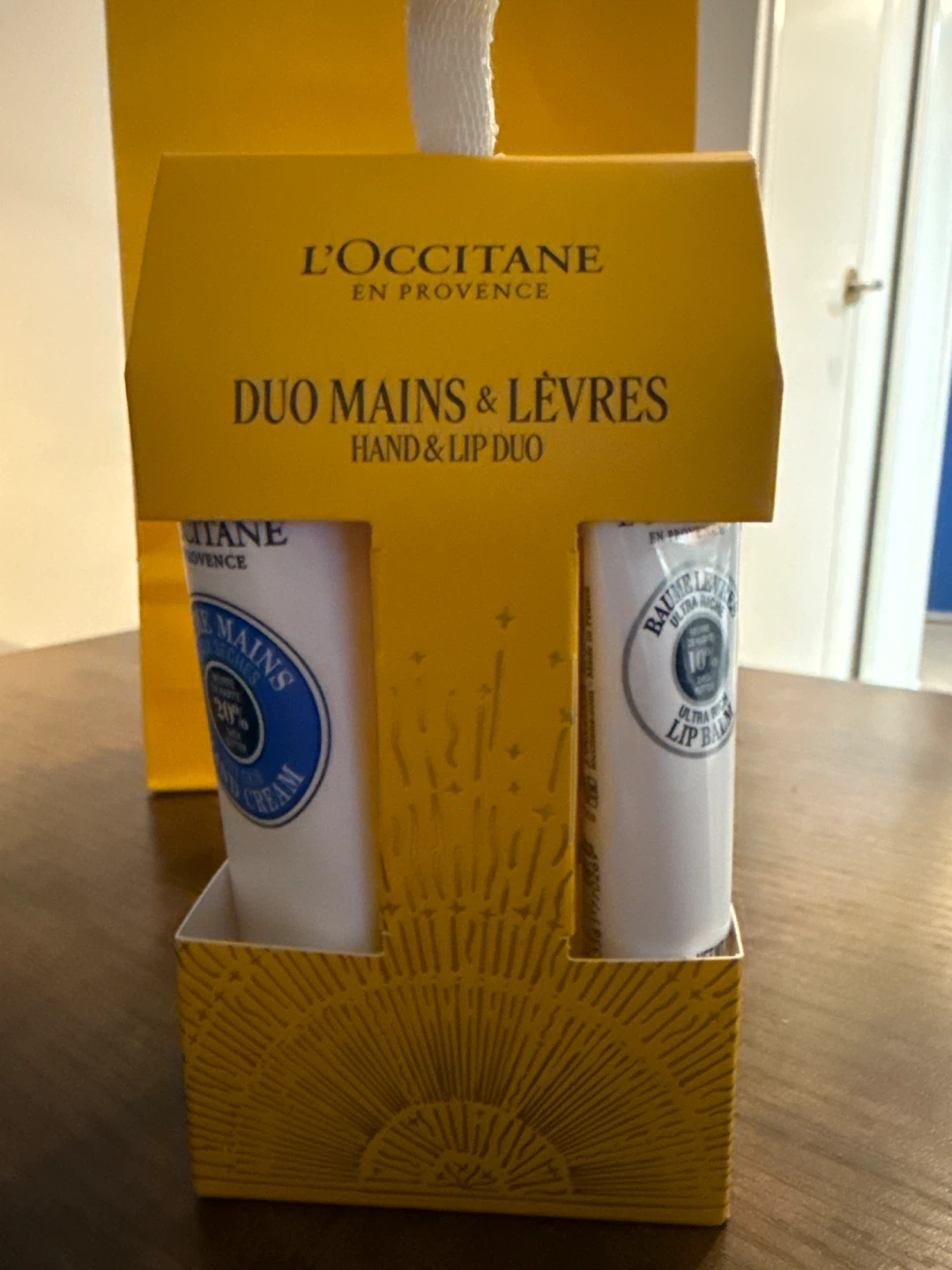 L'Occitane Hand & Lip Duo Set