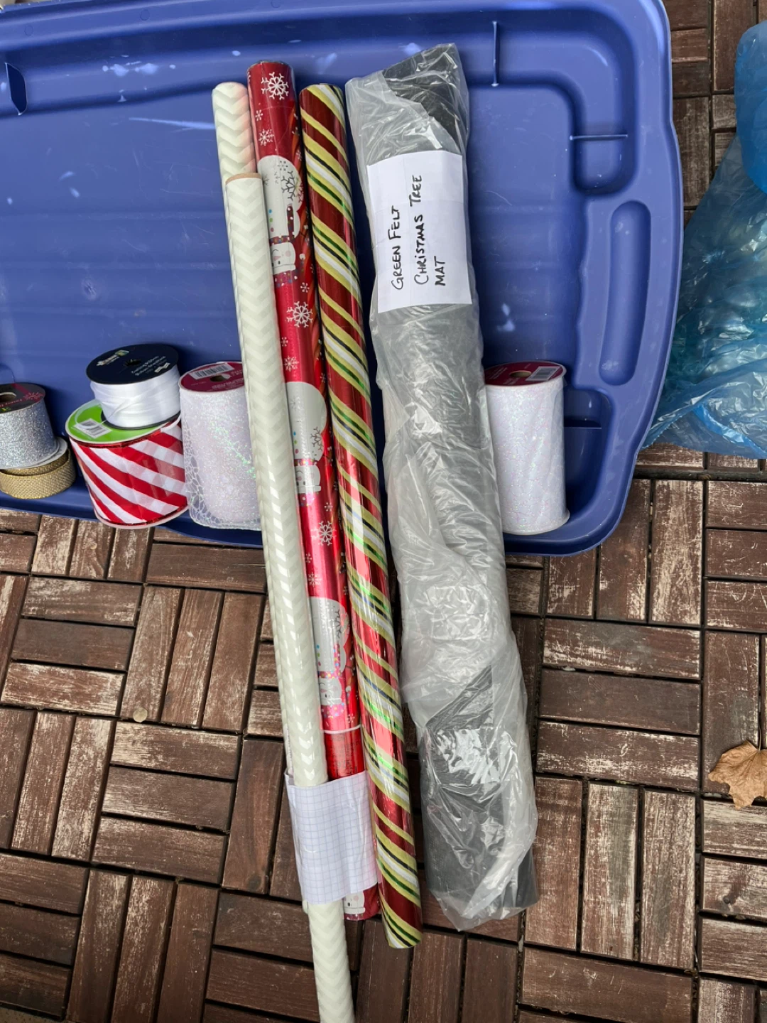 Christmas Decorations Lot - photo 2
