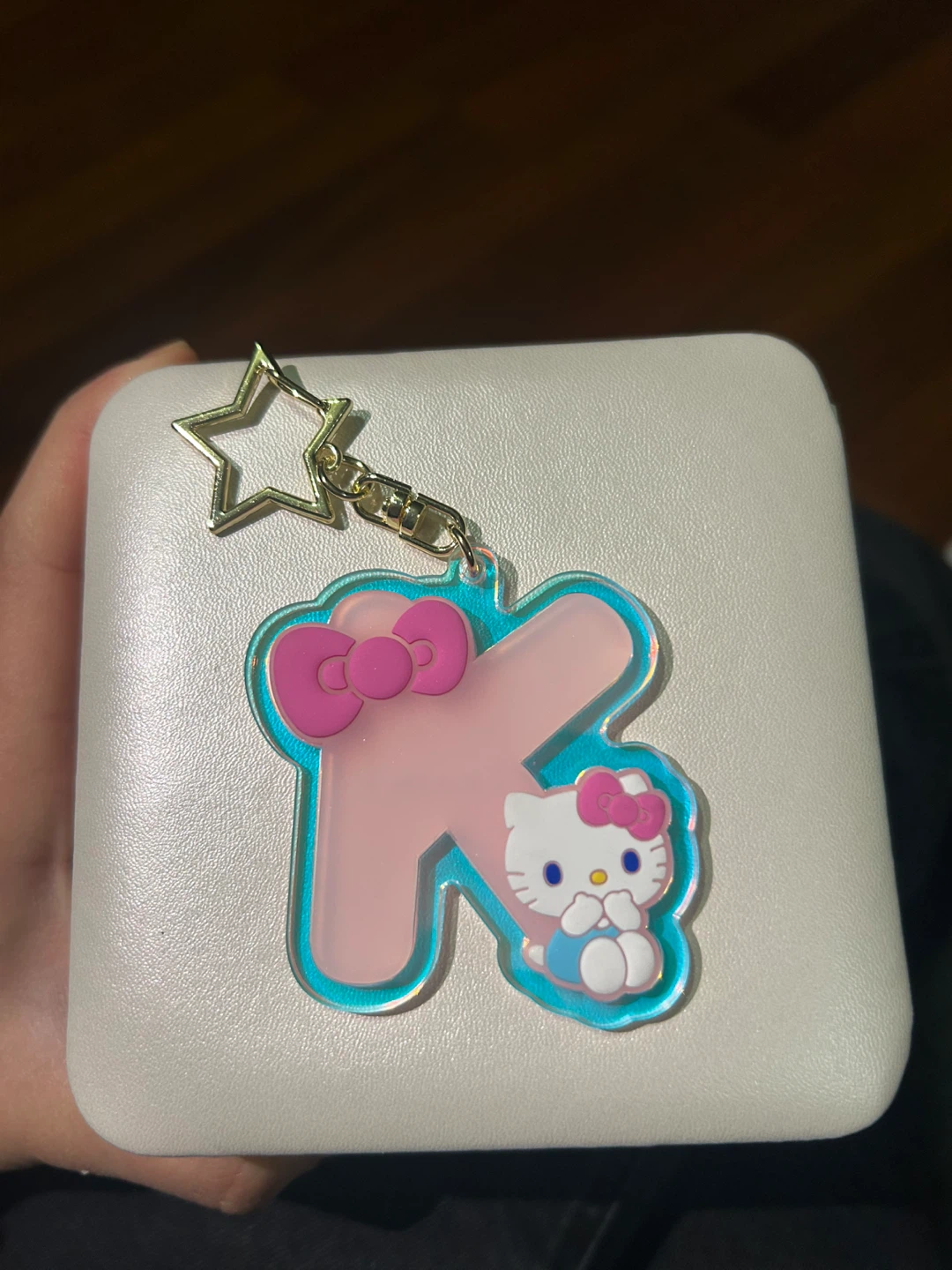 🏆 BRAND NEW Hello Kitty 'K' Initial Keychain