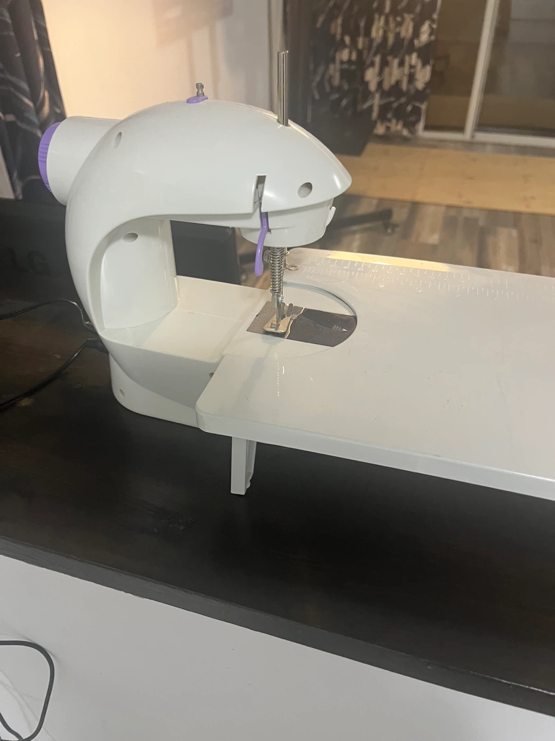 Mini Sewing Machine - Portable