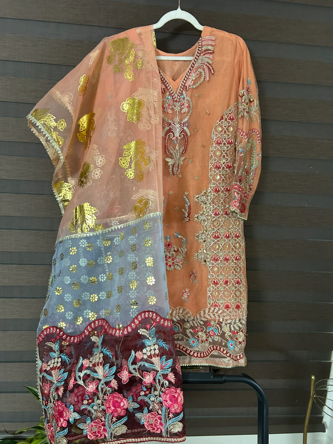 New Embroidered Peach Salwar Kameez - photo 3