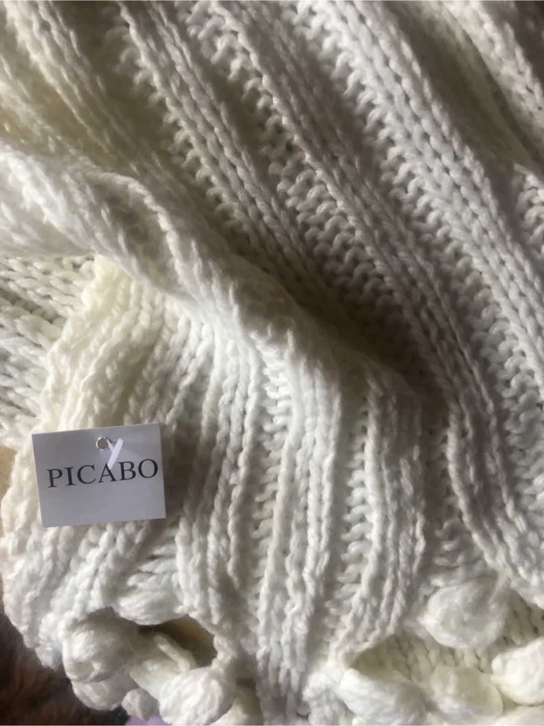 Picabo White Knit Scarf - photo 3