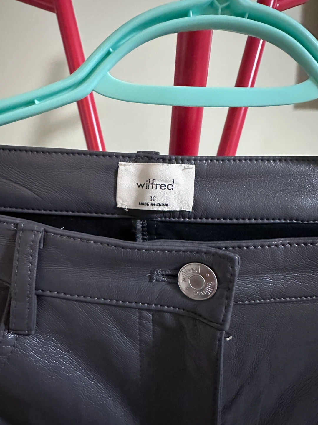 Wilfred Vegan Leather Pants Size 8 - photo 2