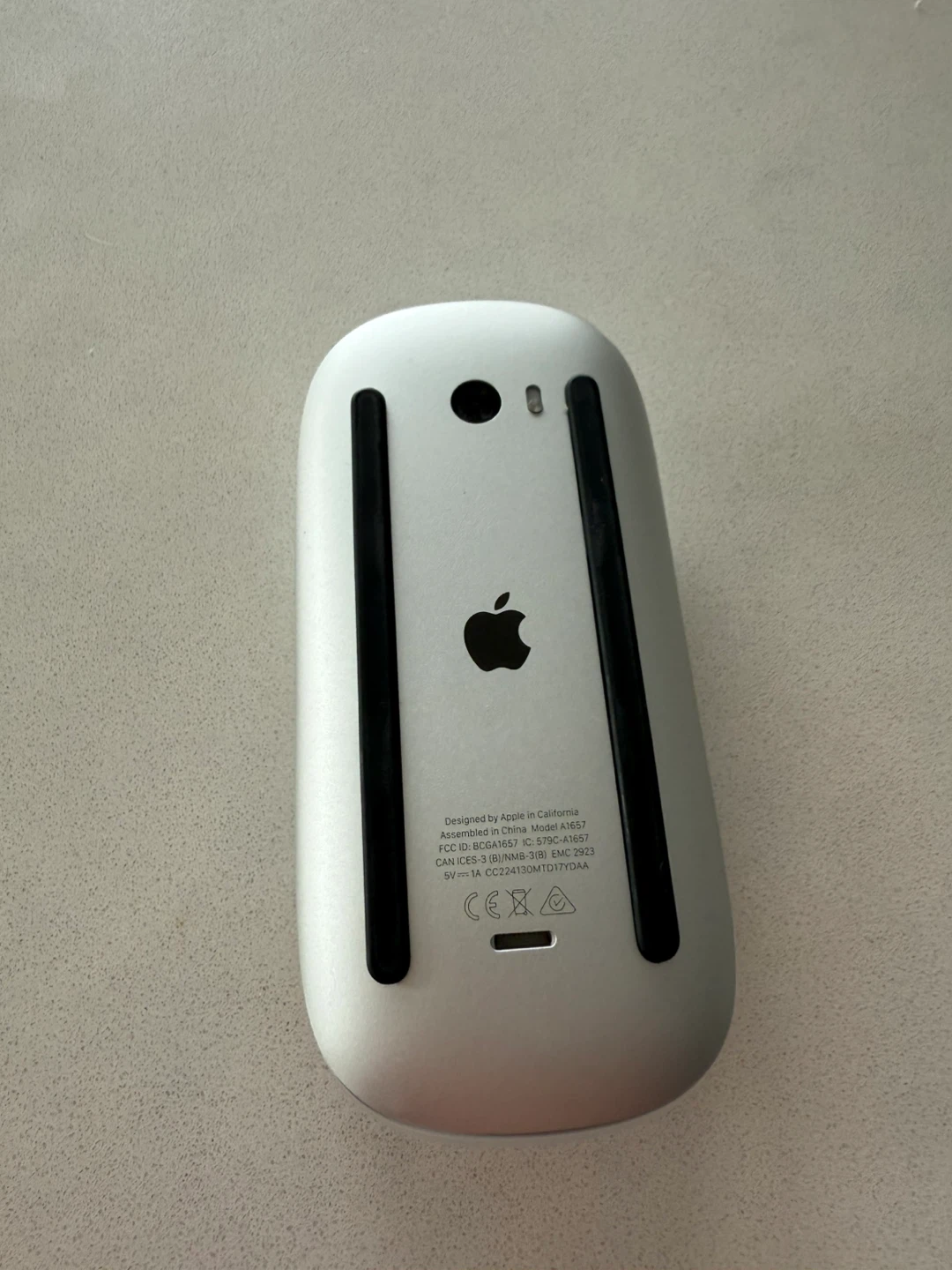 Apple Magic Mouse - White - photo 3