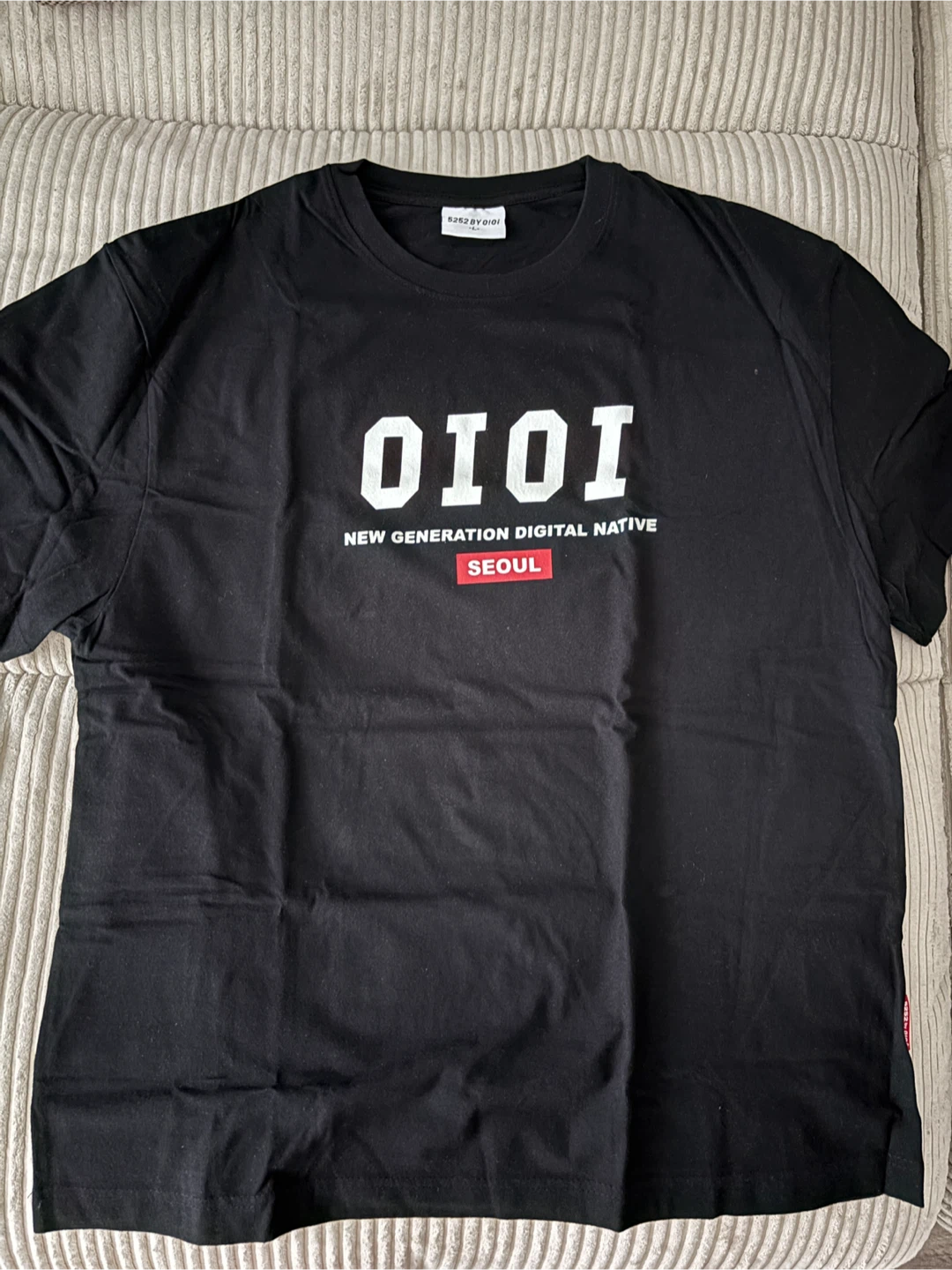 5252 BY OIOI - Black T-Shirt
