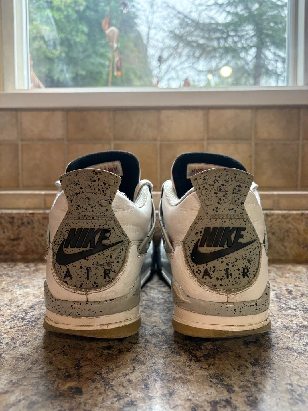 Nike Air Jordan 4 Retro - photo 2