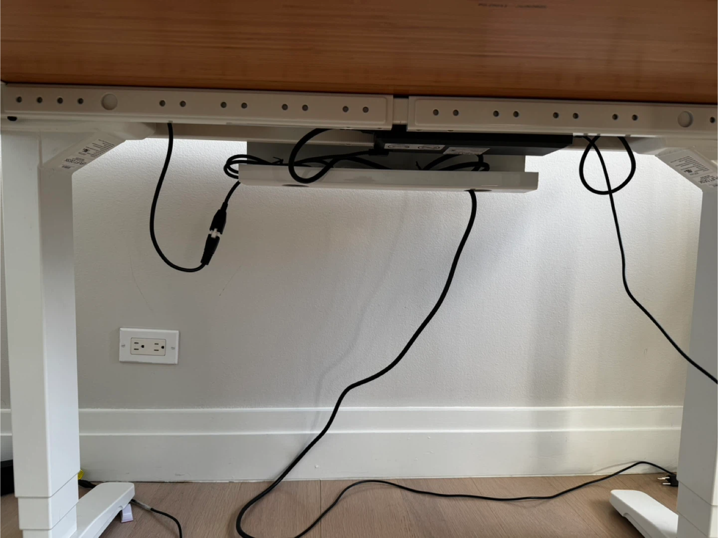 Uplift Standing Desk - 42” - photo 3