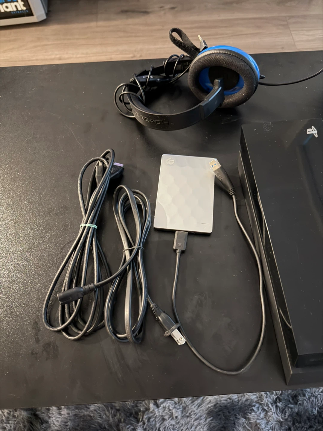 PlayStation 4 Bundle with Controllers & Headset - photo 3