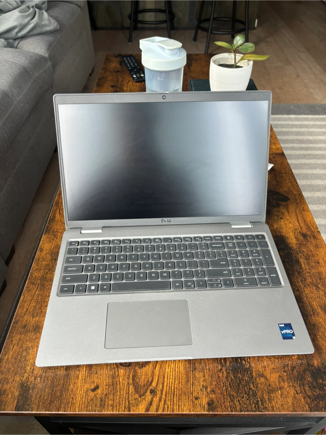 Dell Latitude 5540 – 15.6″ - 32GB RAM – 256GB  – Business Laptop - photo 5