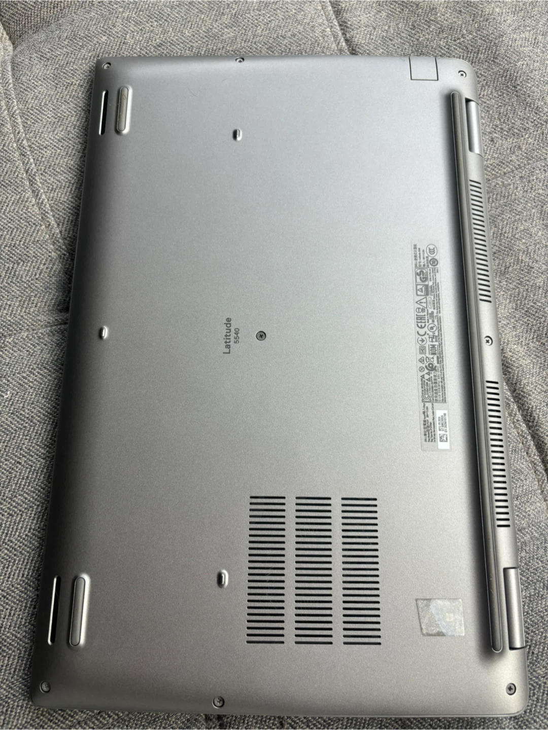 Dell Latitude 5540 – 15.6″ - 32GB RAM – 256GB  – Business Laptop - photo 4