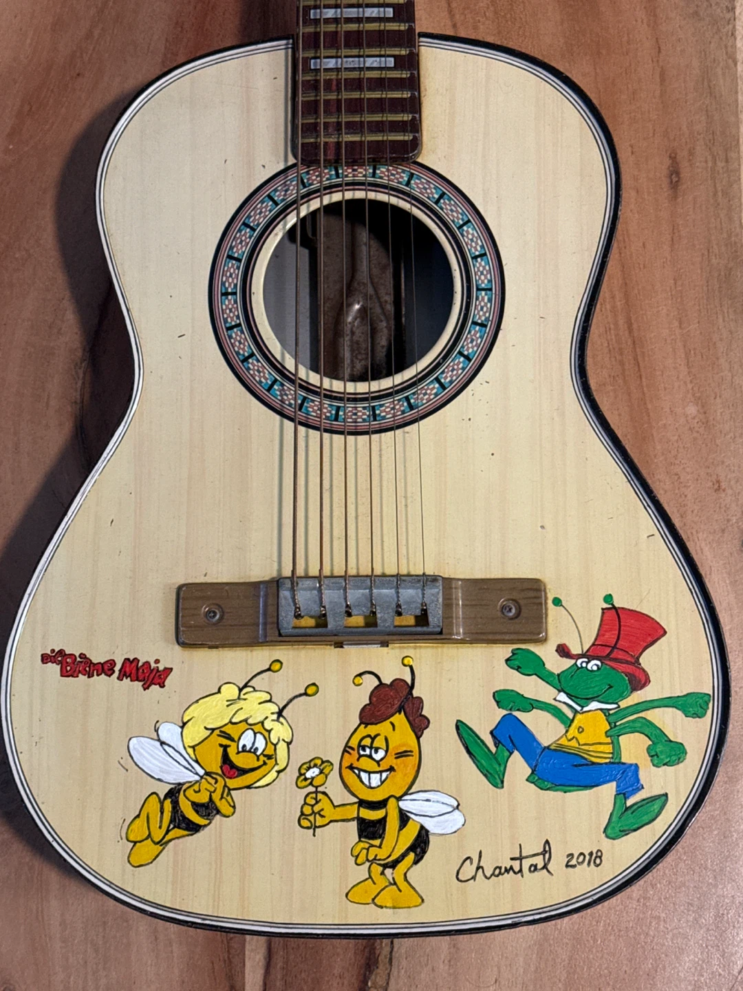 Vintage Children's Guitar with Bee Design - photo 3