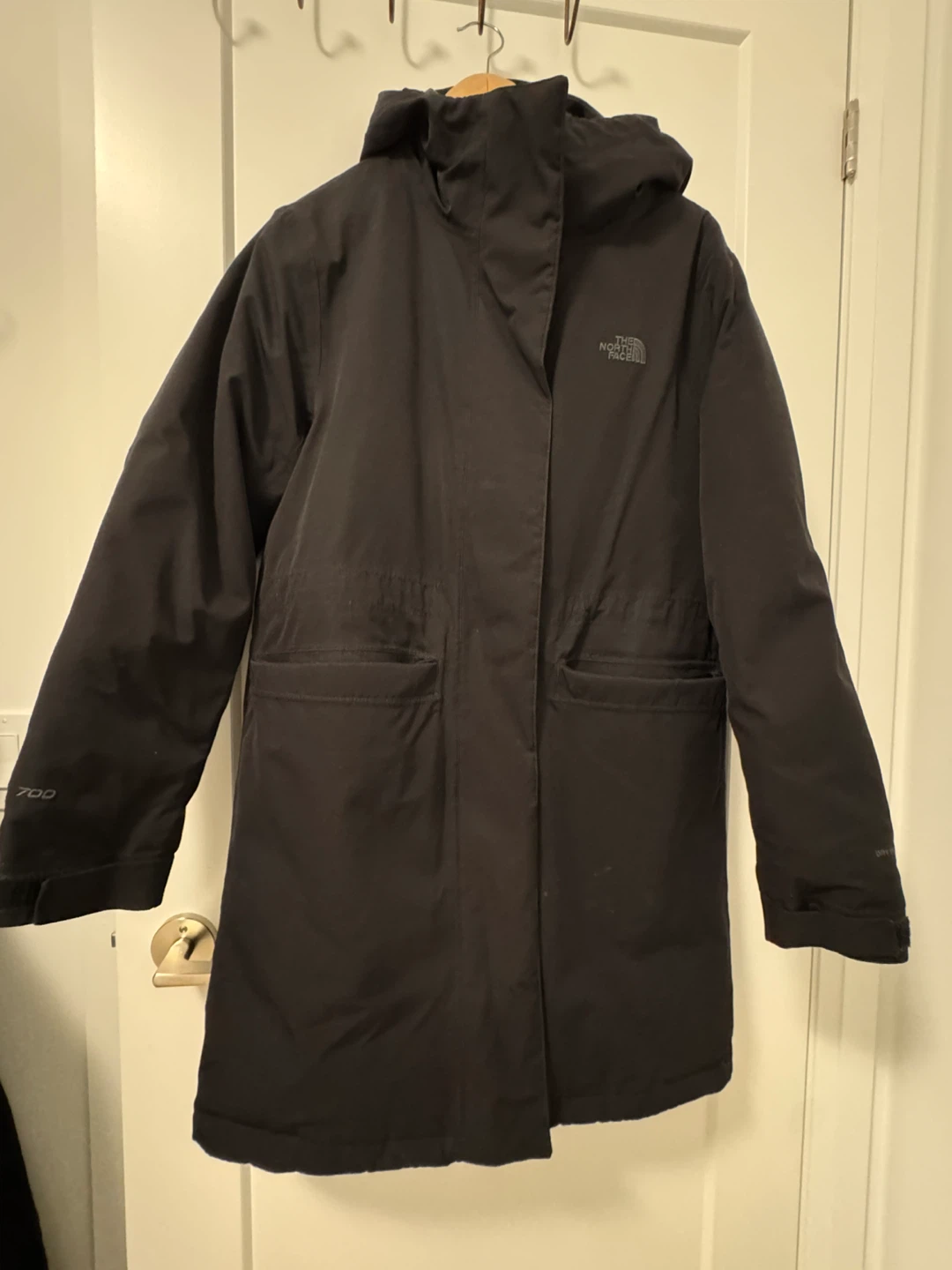 The North Face Women's Black Parka - Size M - photo 4