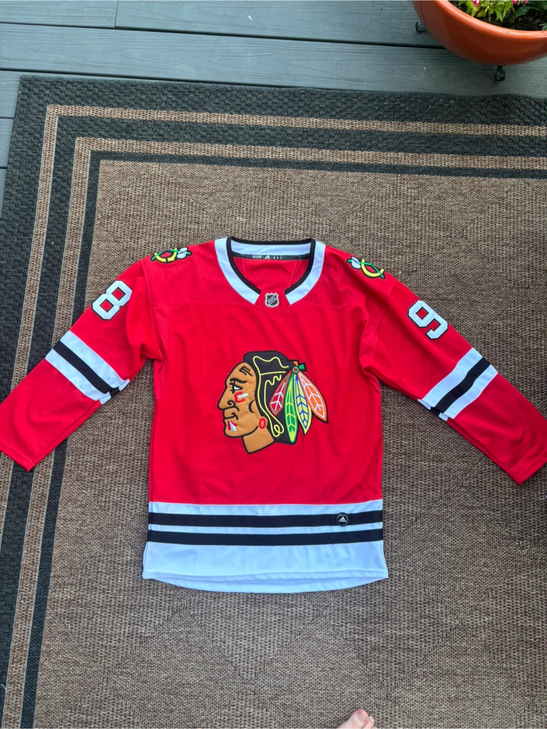 Adidas Bedard #98 Chicago Blackhawks Jersey- Never worn - photo 3