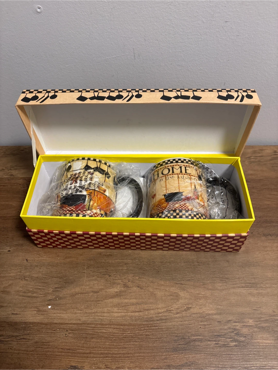 Cypress Home Traditional Mug Set - New in Box! - photo 2