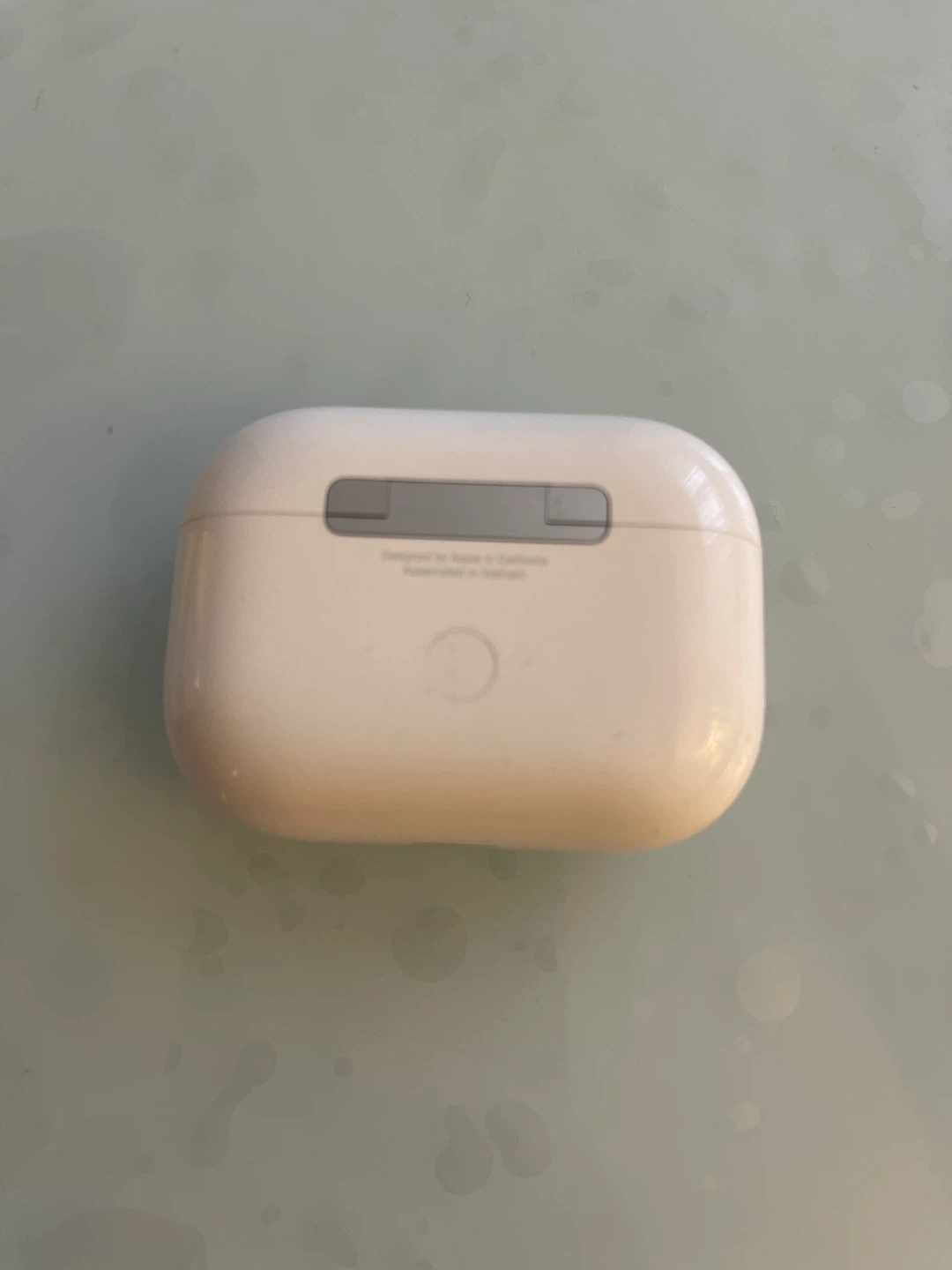 Apple AirPods Pro Charging Case