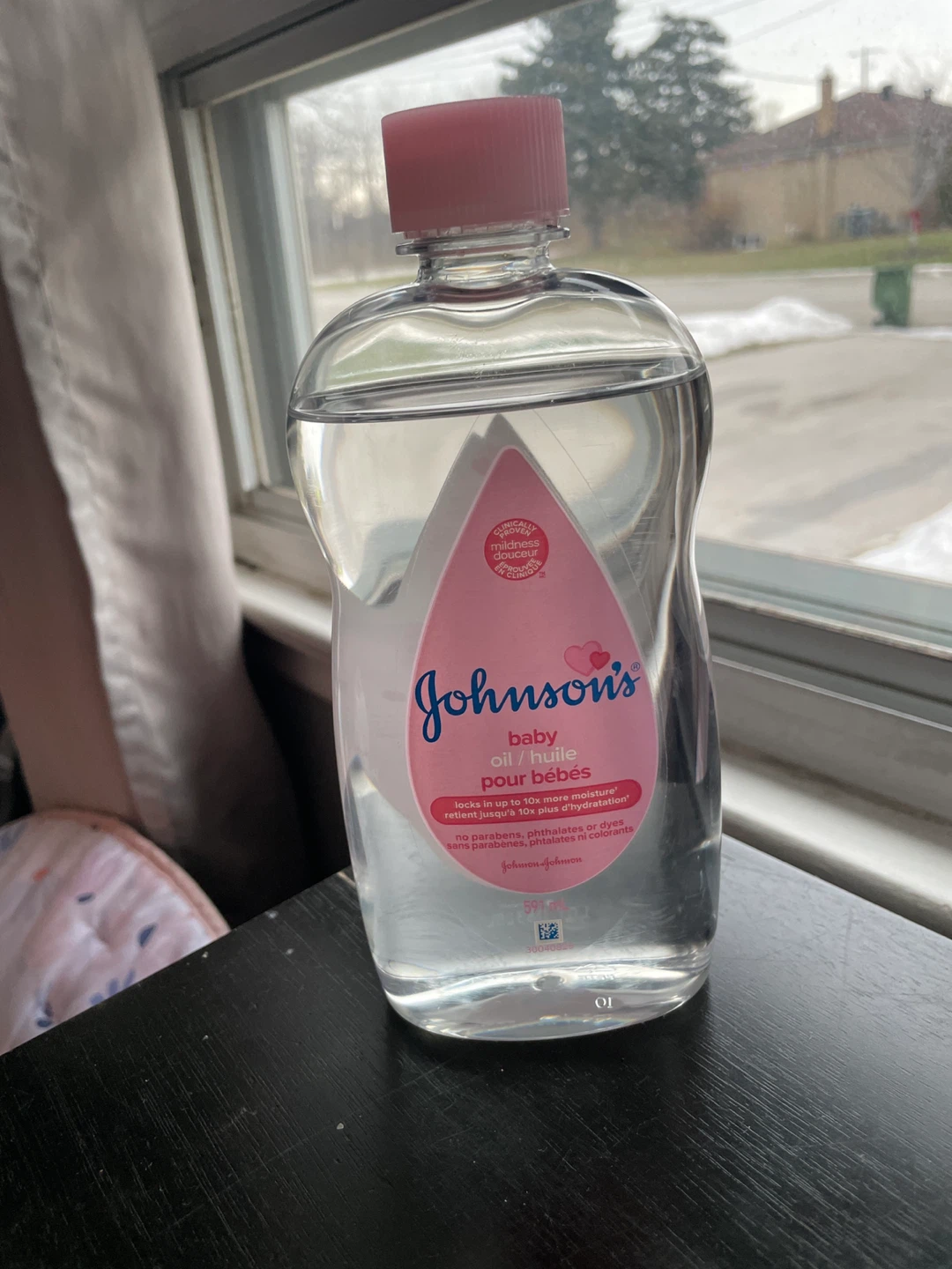 Johnson's Baby Oil 591 mL