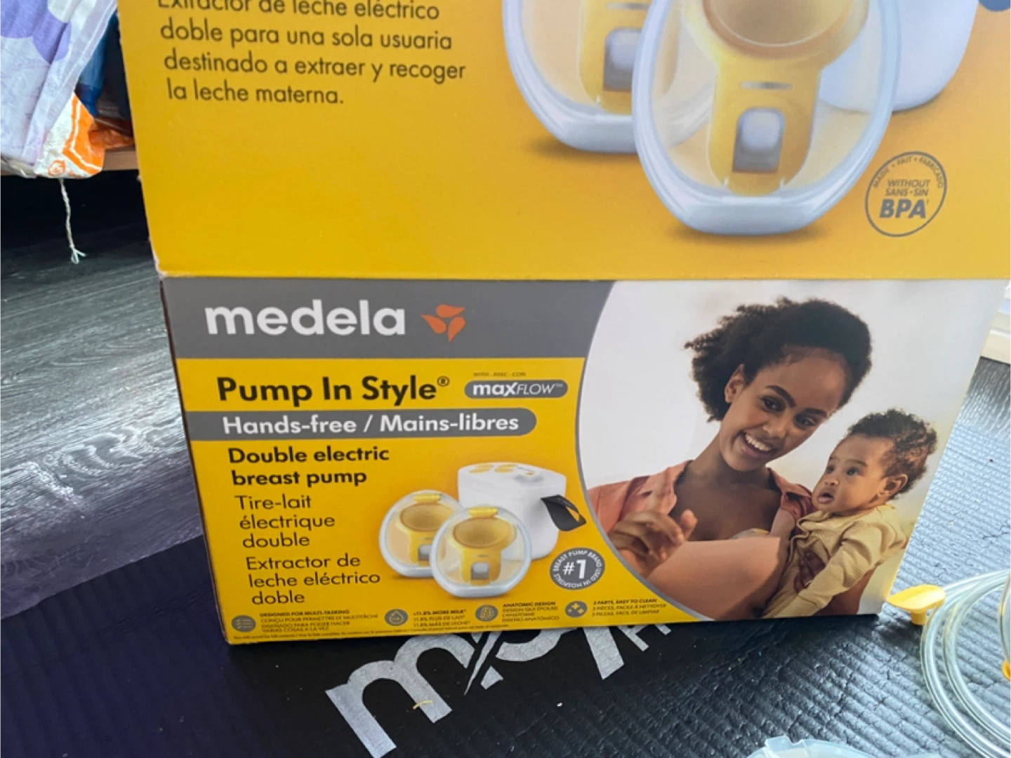 Medela electric Breast Pump and Manual breast pump - photo 5