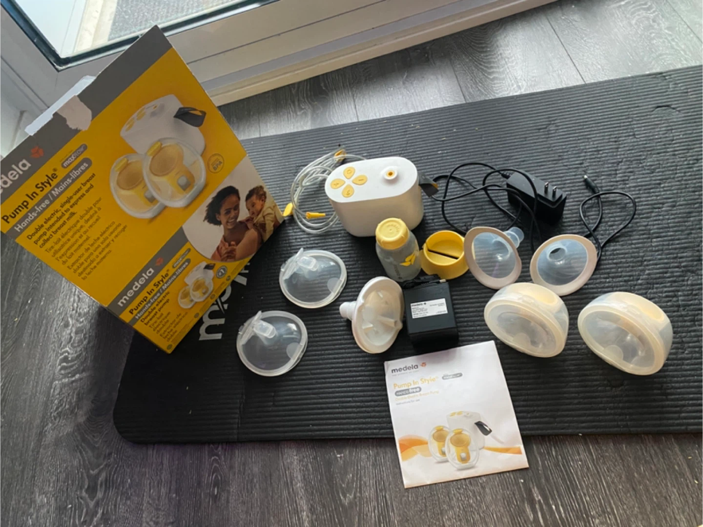 Medela electric Breast Pump and Manual breast pump