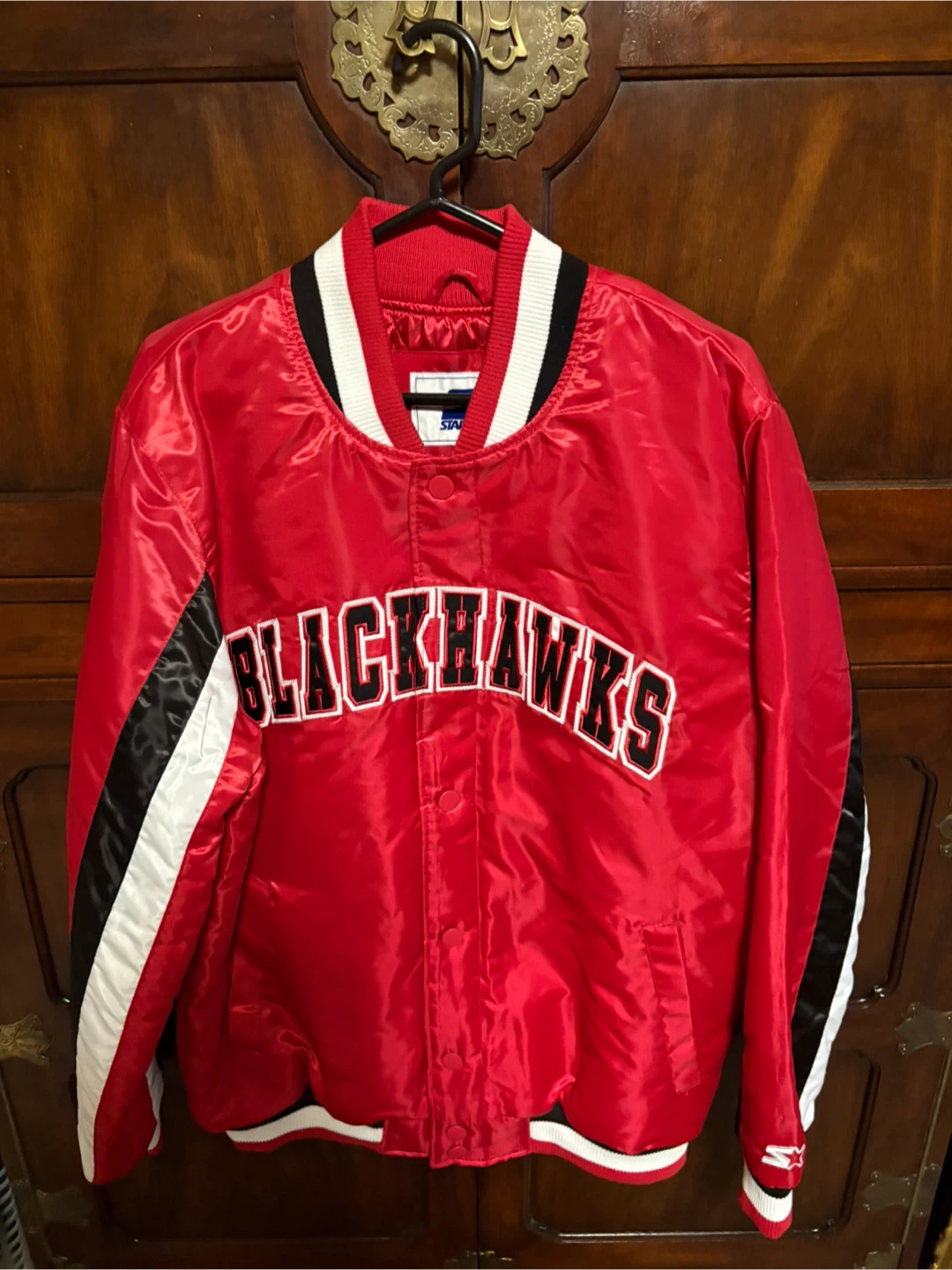 Starter Blackhawks Red Satin Jacket. Size L