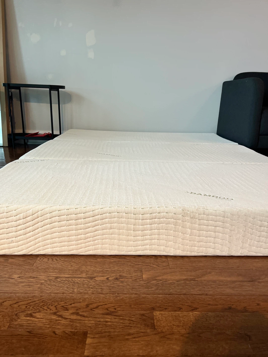 Tri-Fold 6 inch mattress in Queen size - photo 2