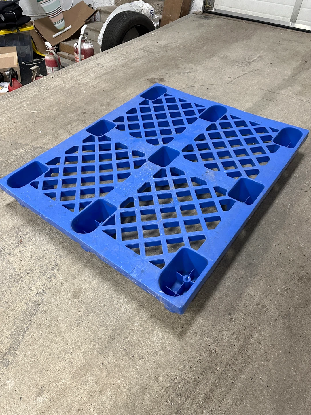 Heavy Duty Blue Plastic Pallet 47” x 39” Industrial Warehouse - photo 2