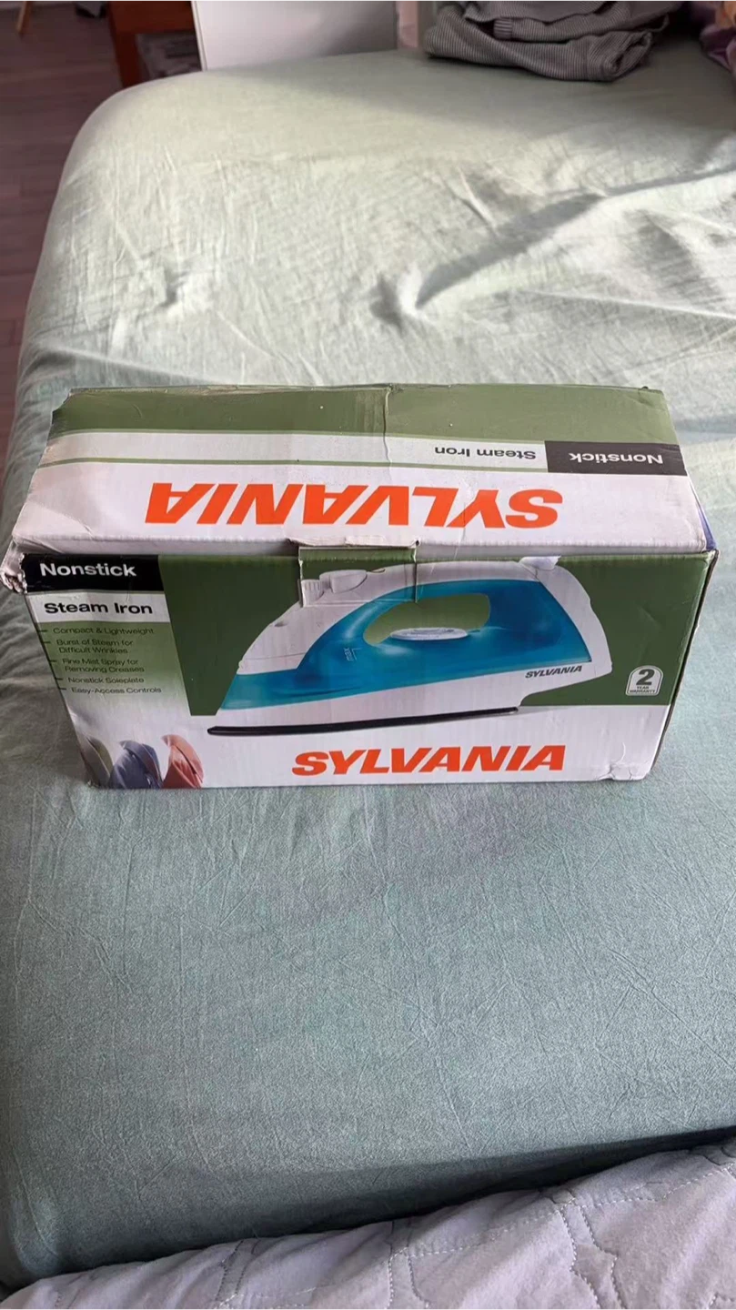 Sylvania Nonstick Steam Iron - photo 2