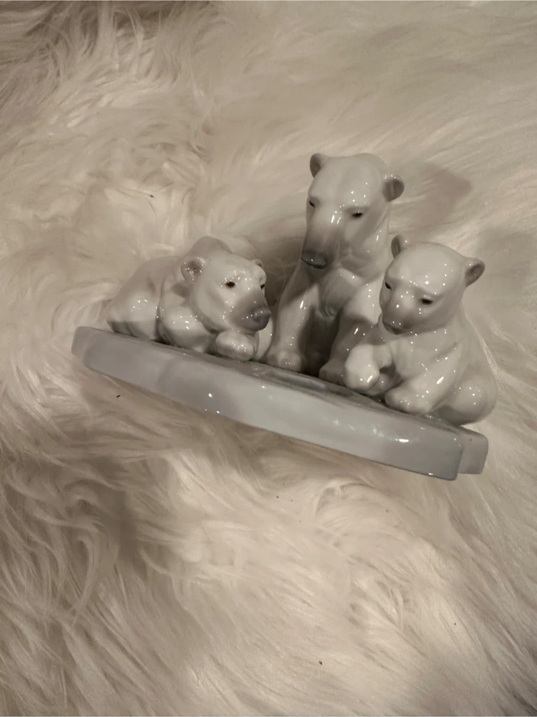 Lladro Bearly Love #1443 Polar Bear... - photo 5