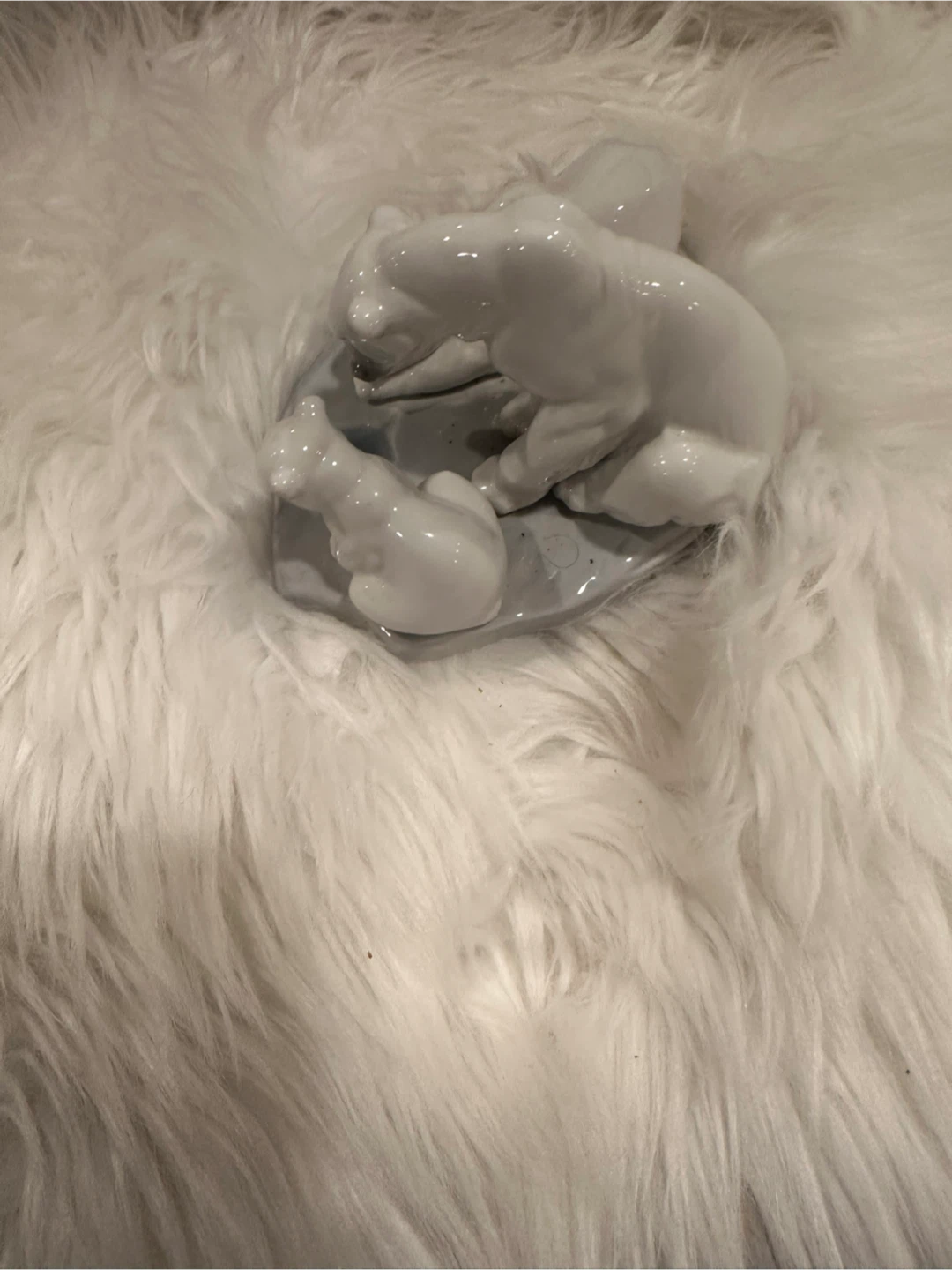 Lladro Bearly Love #1443 Polar Bear... - photo 4