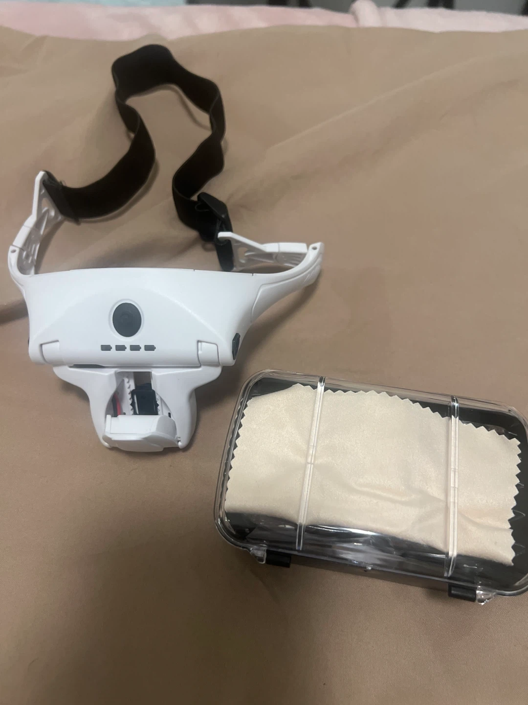 Head Magnifier with LED Light