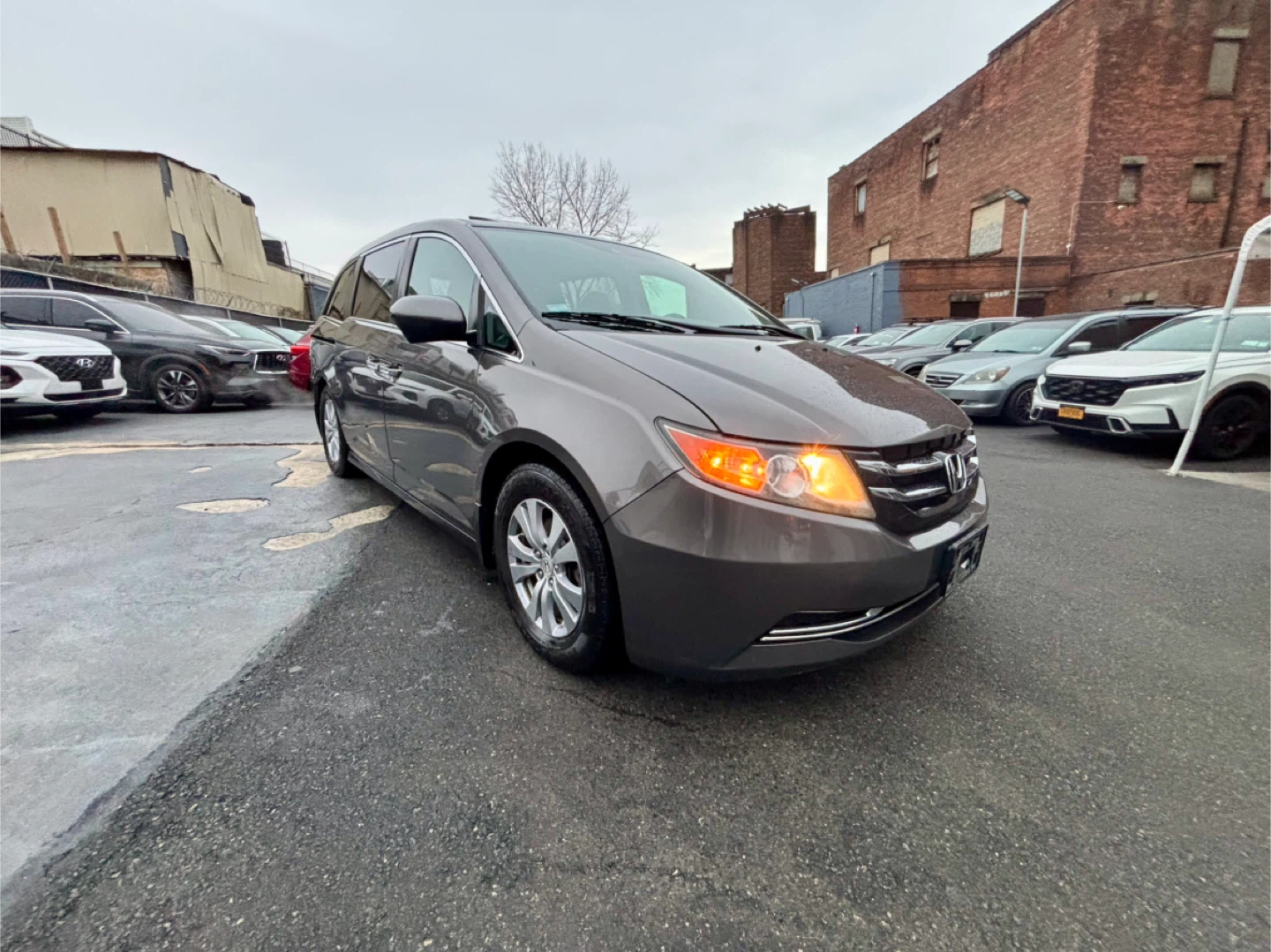 Honda Odyssey Minivan  EX-L 2015 113K miles