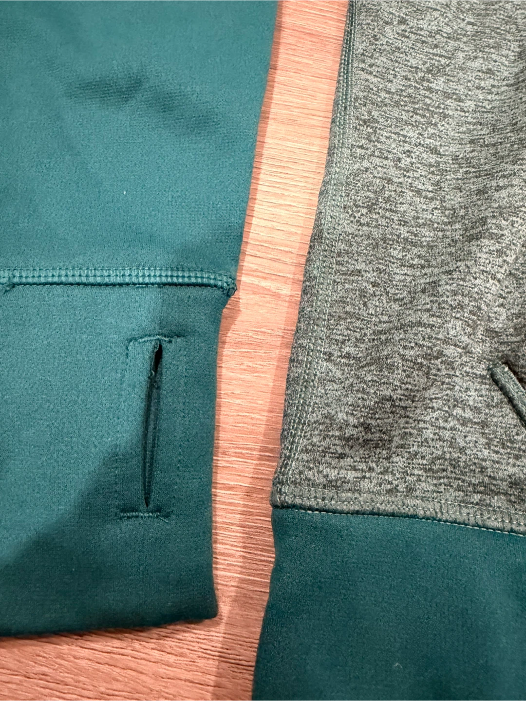 Nike Therma-FIT Hoodie Women - Size M - photo 3