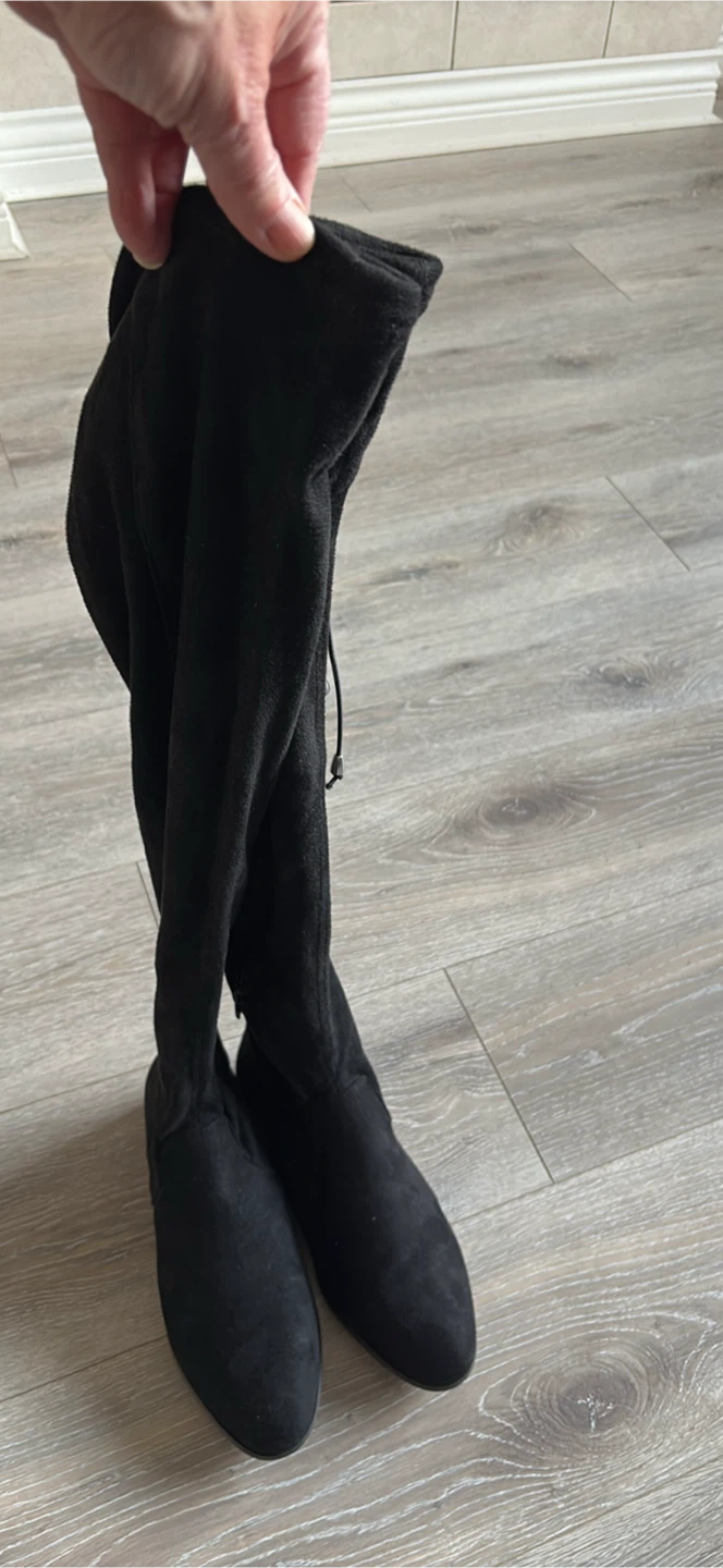 Brand New Black Thigh High Boots - Size 7 W - photo 4